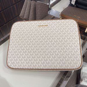 MK JST Large PVC Laptop Computer Case Vanilla